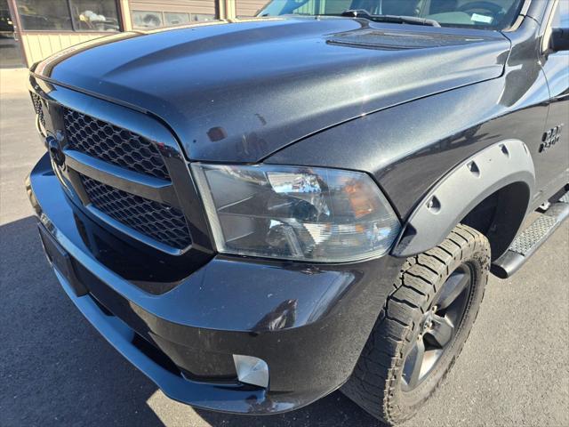 2017 Ram 1500 Express Quad Cab 4x4 6'4" Box