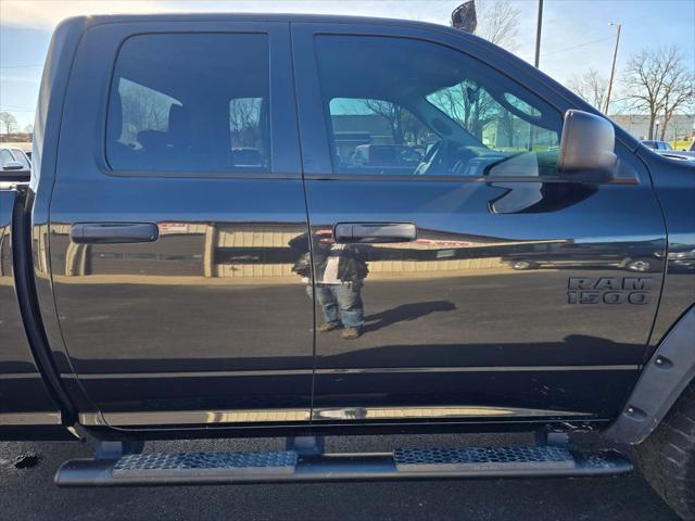 2017 Ram 1500 Express Quad Cab 4x4 6'4" Box