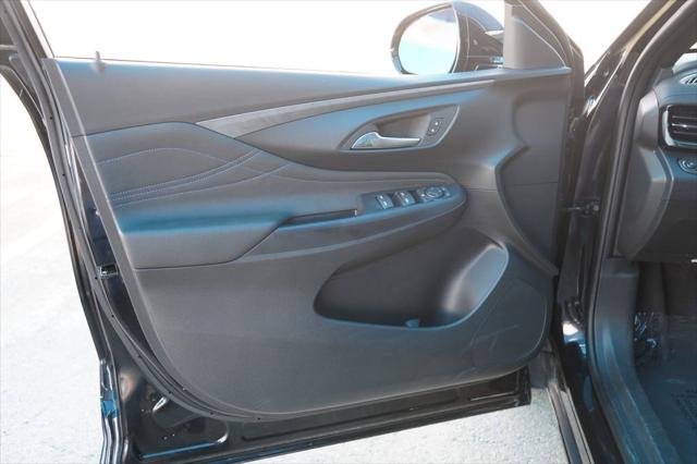 2025 Buick NV Sport Touring FWD