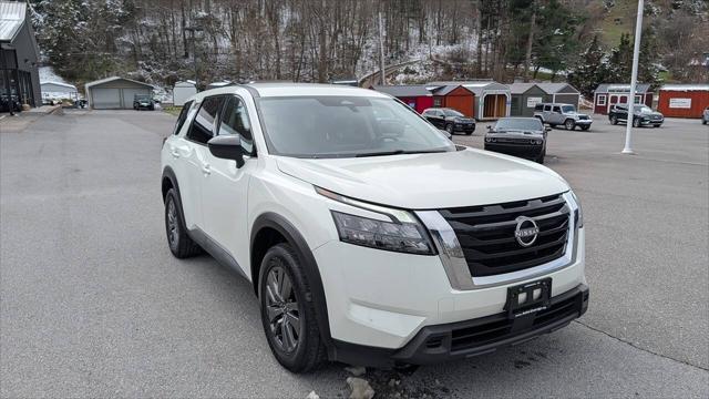 2023 Nissan Pathfinder S 4WD
