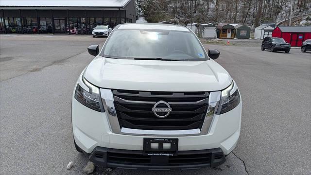 2023 Nissan Pathfinder S 4WD