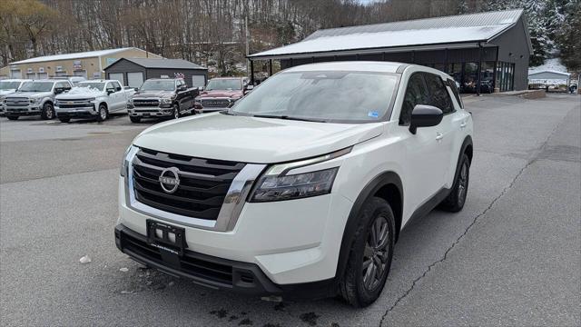 2023 Nissan Pathfinder S 4WD