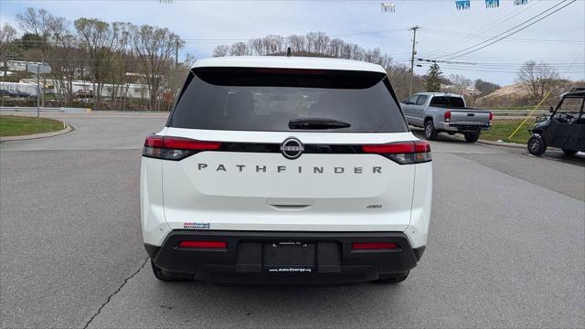 2023 Nissan Pathfinder S 4WD