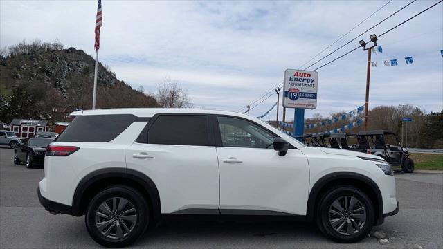 2023 Nissan Pathfinder S 4WD