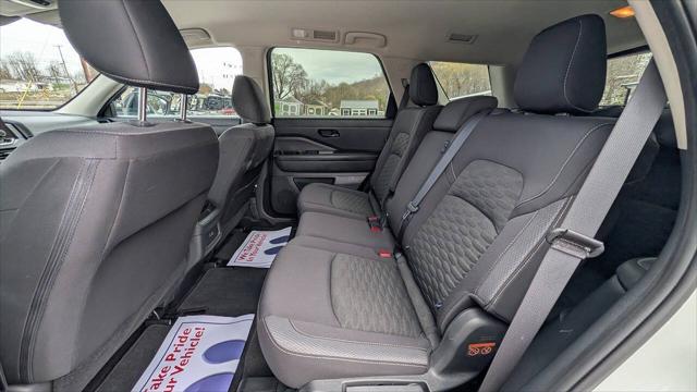 2023 Nissan Pathfinder S 4WD
