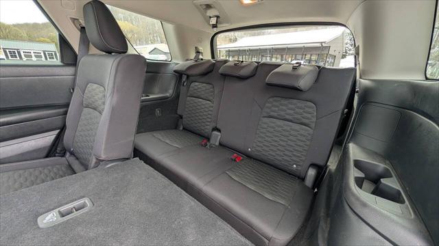 2023 Nissan Pathfinder S 4WD