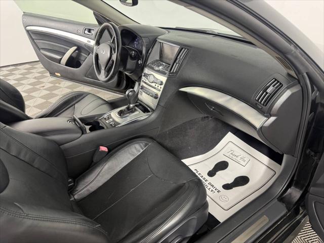 2013 INFINITI G37 Base 2dr Convertible