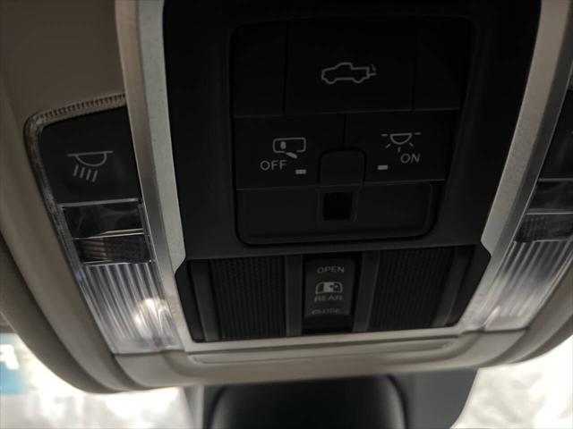 2022 Ram 1500 Laramie Crew Cab 4x4 5'7" Box