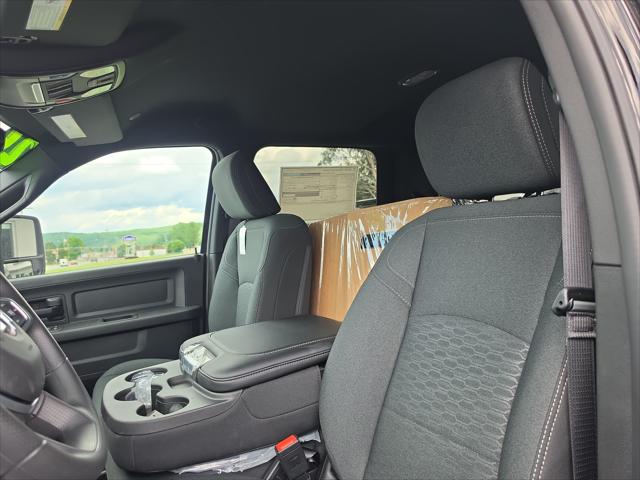 2026 Ram 2500 Warlock Crew Cab 4x4 64 Box