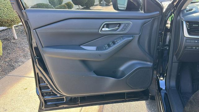 2025 Nissan Rogue Platinum Intelligent AWD