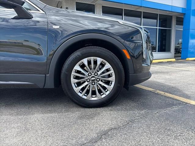 2024 Cadillac XT4 AWD Premium Luxury