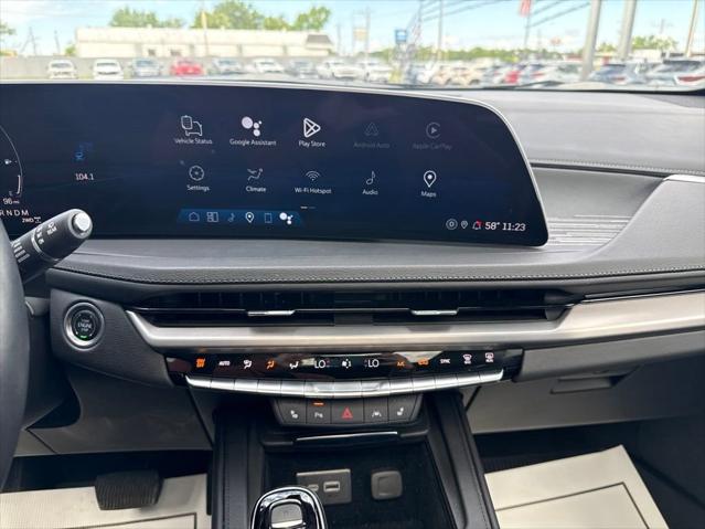 2024 Cadillac XT4 AWD Premium Luxury