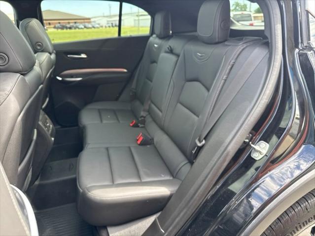2024 Cadillac XT4 AWD Premium Luxury