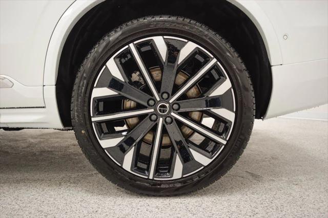 2026 Volvo XC90 Plug-In Hybrid Plus, T8 AWD, Electric/Gasoline, Bright, 6 Seats