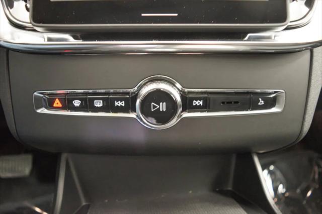 2026 Volvo XC90 Plug-In Hybrid Plus, T8 AWD, Electric/Gasoline, Bright, 6 Seats