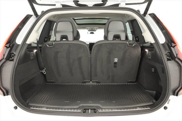 2026 Volvo XC90 Plug-In Hybrid Plus, T8 AWD, Electric/Gasoline, Bright, 6 Seats