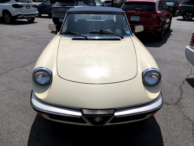 1983 Alfa Romeo Spider Unknown