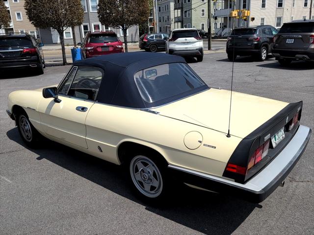 1983 Alfa Romeo Spider Unknown