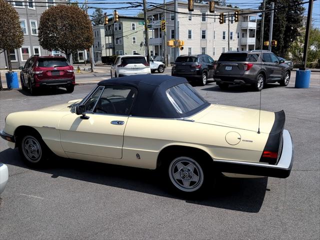 1983 Alfa Romeo Spider Unknown