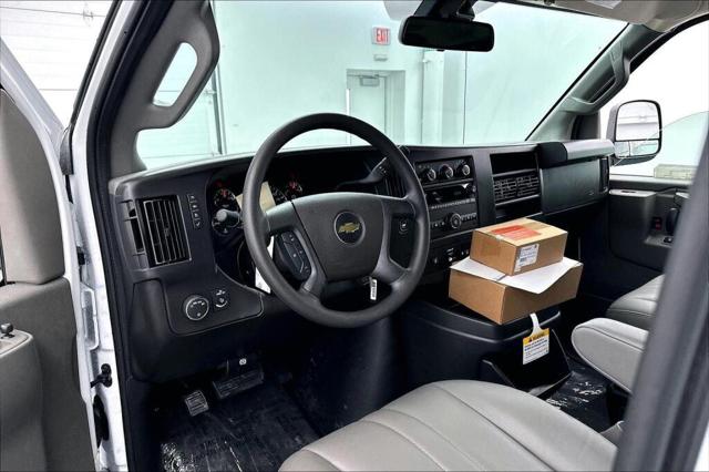 2026 Chevrolet Express Passenger 3500 Extended Wheelbase, LS, RWD