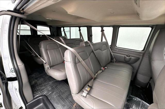 2026 Chevrolet Express Passenger 3500 Extended Wheelbase, LS, RWD