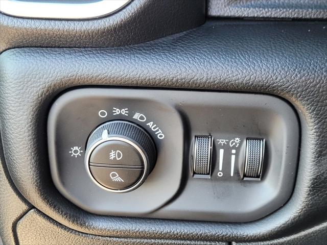 2026 Ram 1500 Big Horn Crew Cab 4x4 57 Box