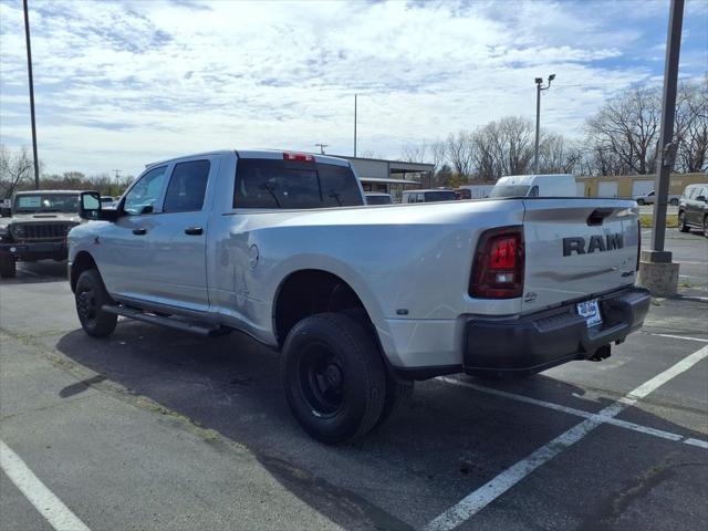 2026 Ram 3500 Tradesman Crew Cab 4x4 8' Box