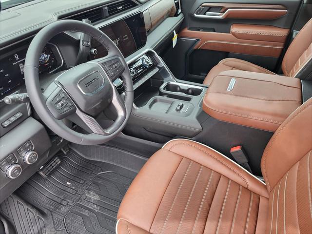 2026 GMC Sierra 2500HD Crew Cab, Standard Bed, Denali Ultimate, 4WD