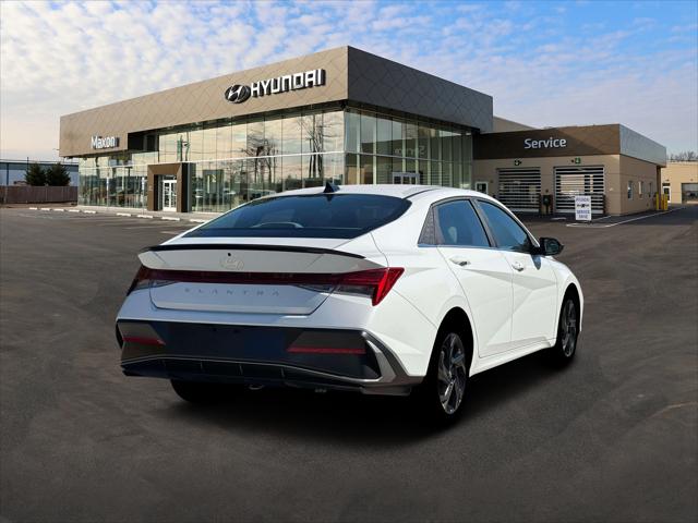 2026 Hyundai Elantra SEL Sport Premium