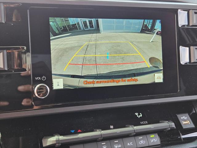 2026 Toyota Tundra SR5 CrewMax 5.5' Bed