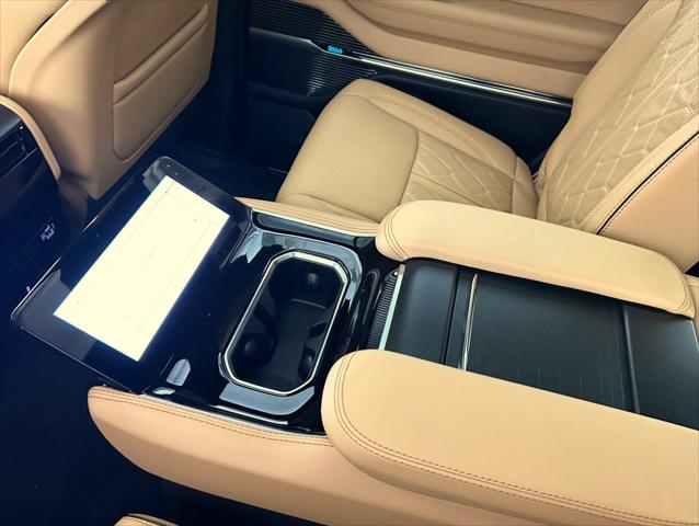 2026 Jeep Grand Wagoneer Summit Reserve 4x4