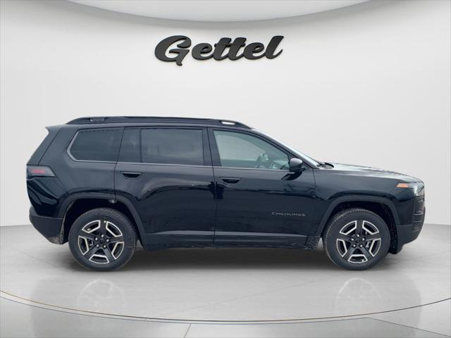 New 2026 Diamond Black Crystal Pearl-Coat Exterior Paint Jeep  image 4
