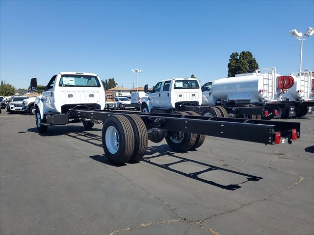 2027 Ford F-650 Straight Frame Gas Base