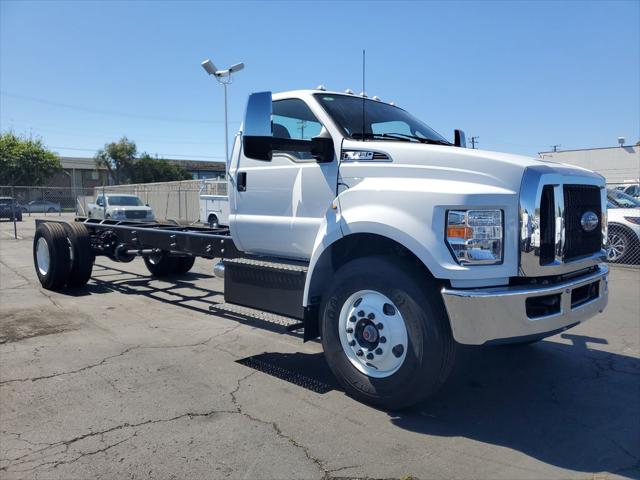 2027 Ford F-650 Straight Frame Gas Base