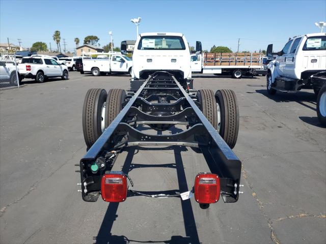 2027 Ford F-650 Straight Frame Gas Base
