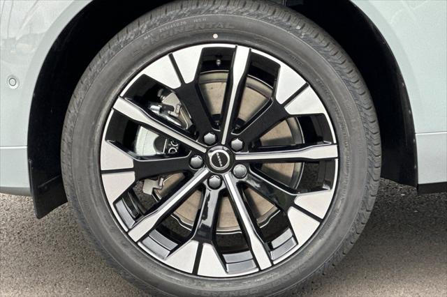 2026 Volvo XC60 Plug-In Hybrid Plus, T8 AWD Electric/Gasoline, Dark