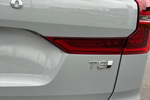 2026 Volvo XC60 Plug-In Hybrid Plus, T8 AWD Electric/Gasoline, Dark