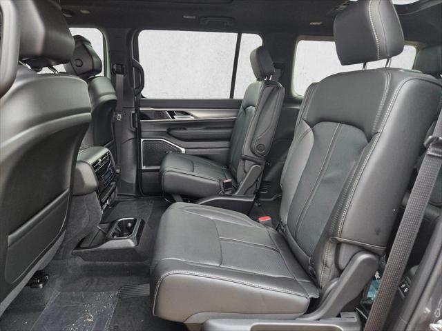 2026 Jeep Grand Wagoneer 4x2