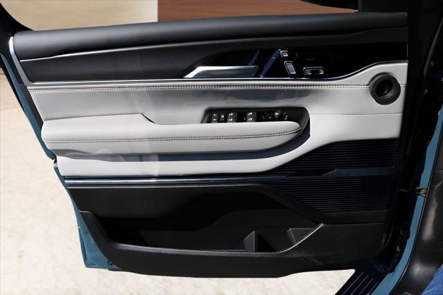 2026 Jeep Grand Wagoneer Summit Obsidian 4x4