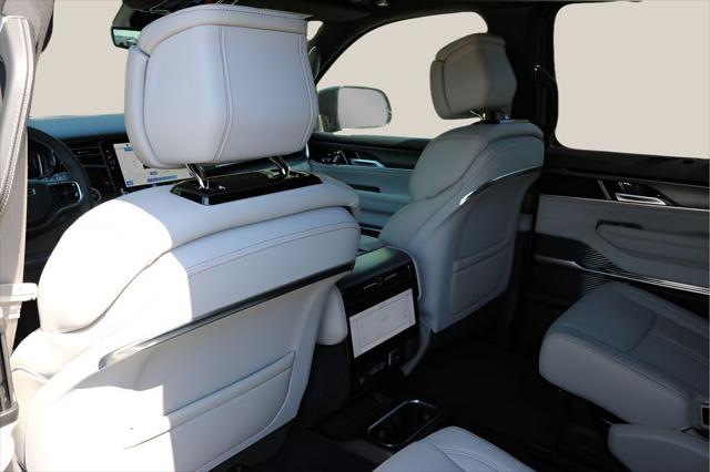 2026 Jeep Grand Wagoneer Summit Obsidian 4x4