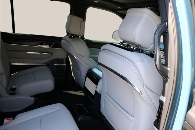 2026 Jeep Grand Wagoneer Summit Obsidian 4x4