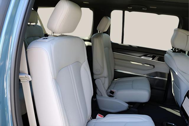 2026 Jeep Grand Wagoneer Summit Obsidian 4x4