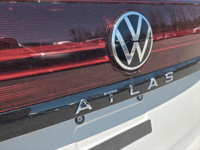 2026 Volkswagen Atlas Peak Edition