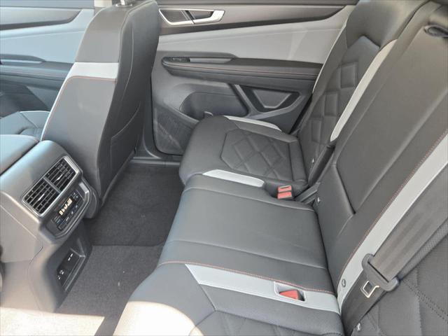 2026 Volkswagen Atlas Peak Edition