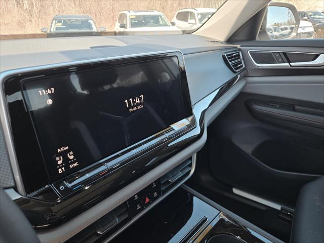 2026 Volkswagen Atlas Peak Edition