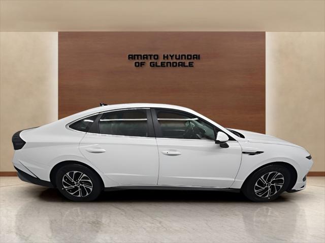 2026 Hyundai Sonata Hybrid Blue