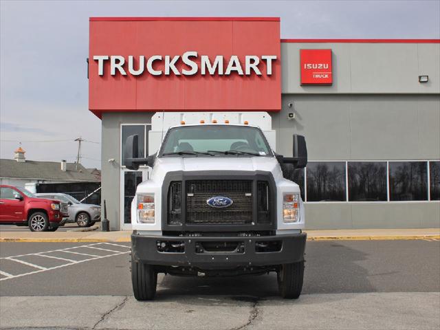 2022 Ford F-750 Unknown