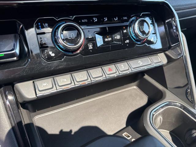 2025 GMC Sierra 1500 4WD Crew Cab Short Box AT4