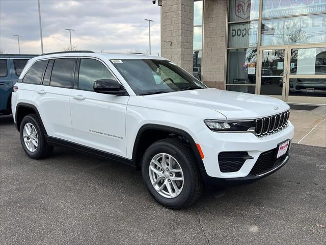 2026 Jeep Grand Cherokee GRAND CHEROKEE LAREDO X 4X4