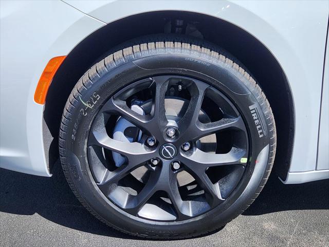 2026 Chrysler Pacifica Limited AWD